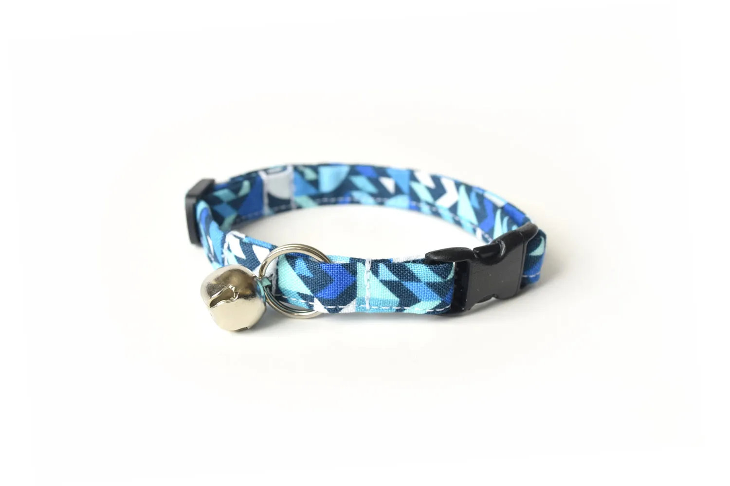 Blue Geometric Shapes Cat Collar